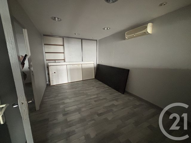 Local commercial à louer - 280.0 m2 - 36 - Indre