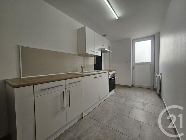 Maison &agrave; louer - 2 pi&egrave;ces - 33,34 m2 - Buzancais - 36 - CENTRE