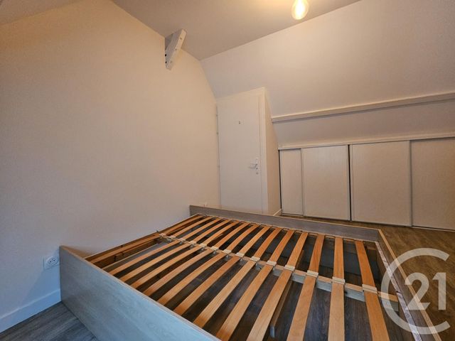 Maison &agrave; louer - 2 pi&egrave;ces - 33,34 m2 - Buzancais - 36 - CENTRE
