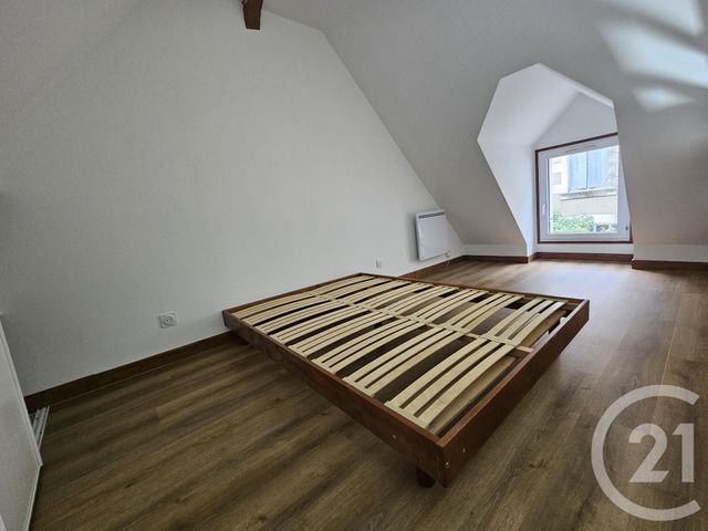 Maison &agrave; louer - 2 pi&egrave;ces - 35,80 m2 - Buzancais - 36 - CENTRE