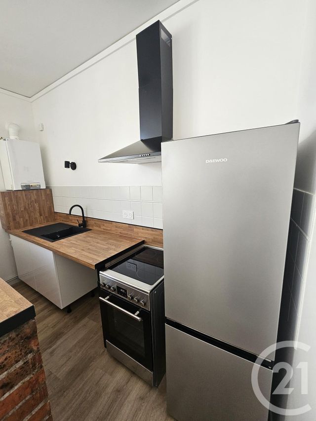 Appartement T2 &agrave; louer - 2 pi&egrave;ces - 41,47 m2 - Chateauroux - 36 - CENTRE