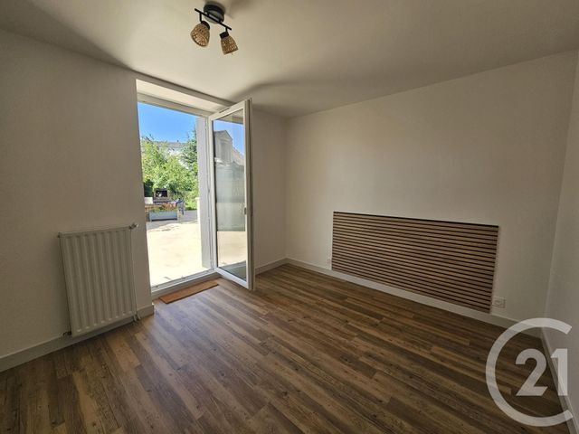 Appartement T2 &agrave; louer - 2 pi&egrave;ces - 41,47 m2 - Chateauroux - 36 - CENTRE