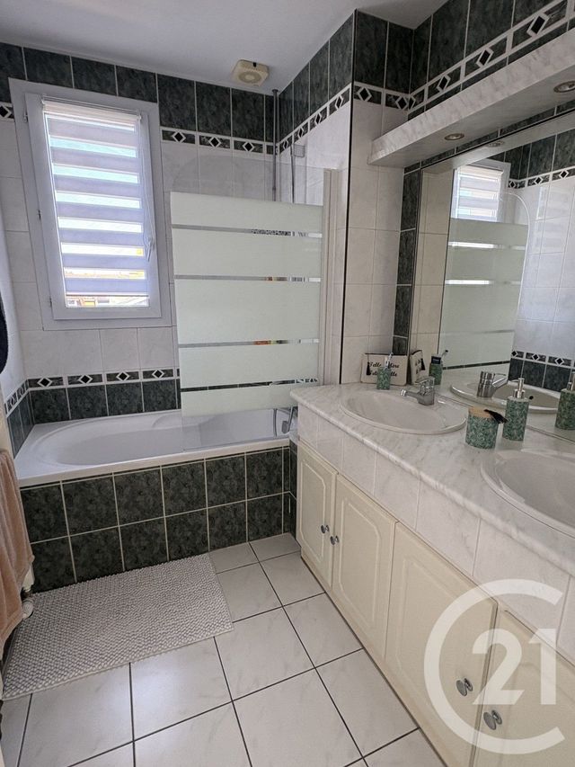 Appartement T4 &agrave; vendre - 4 pi&egrave;ces - 77,07 m2 - Chateauroux - 36 - CENTRE