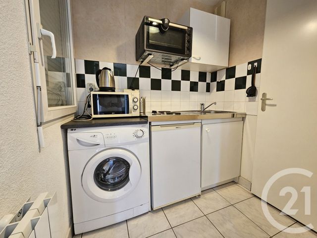 Appartement T1 &agrave; louer - 1 pi&egrave;ce - 28 m2 - Chateauroux - 36 - CENTRE