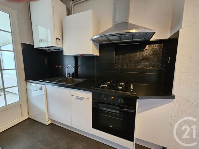 Maison &agrave; louer - 4 pi&egrave;ces - 88,96 m2 - Chateauroux - 36 - CENTRE