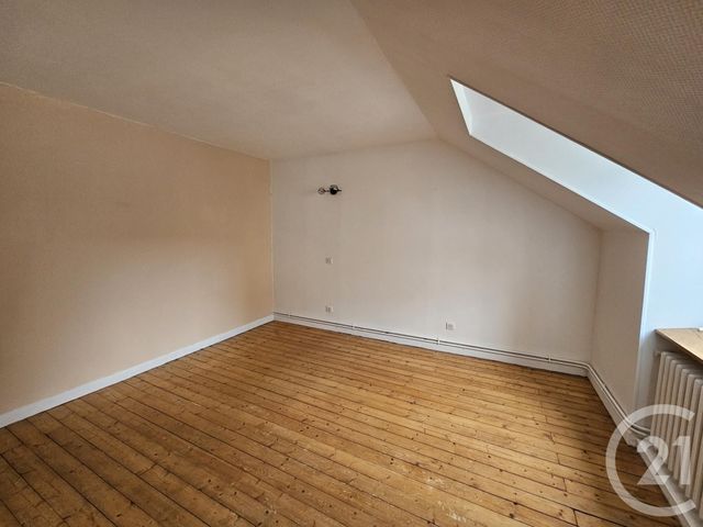 Maison &agrave; louer - 4 pi&egrave;ces - 88,96 m2 - Chateauroux - 36 - CENTRE