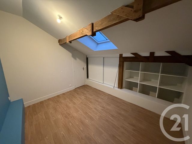 Appartement T3 &agrave; louer - 3 pi&egrave;ces - 67,96 m2 - Chateauroux - 36 - CENTRE