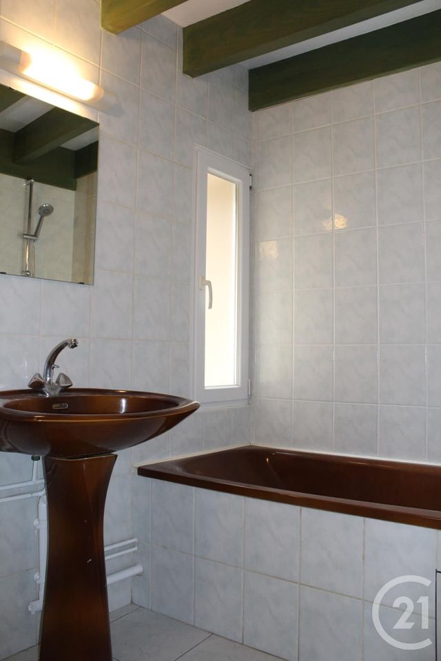 Maison &agrave; louer - 3 pi&egrave;ces - 54 m2 - Chateauroux - 36 - CENTRE