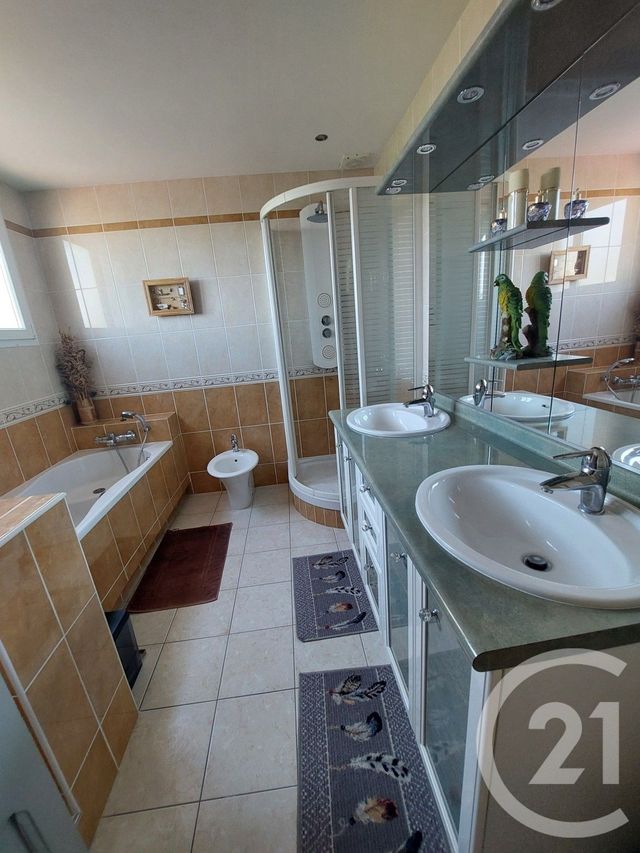 Maison &agrave; vendre - 5 pi&egrave;ces - 149 m2 - Chateauroux - 36 - CENTRE