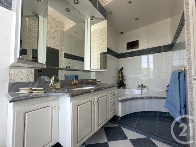Maison &agrave; vendre - 6 pi&egrave;ces - 153,51 m2 - Chateauroux - 36 - CENTRE