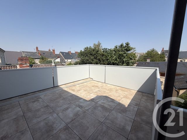 Appartement F4 &agrave; louer - 4 pi&egrave;ces - 112,77 m2 - Chateauroux - 36 - CENTRE