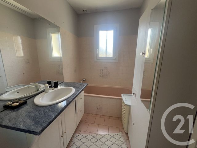 Maison &agrave; vendre - 6 pi&egrave;ces - 106 m2 - Le Blanc - 36 - CENTRE
