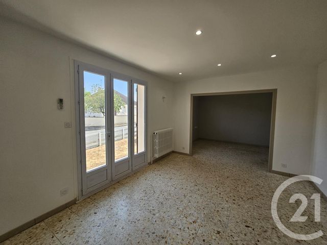 Maison &agrave; louer - 4 pi&egrave;ces - 82 m2 - Deols - 36 - CENTRE