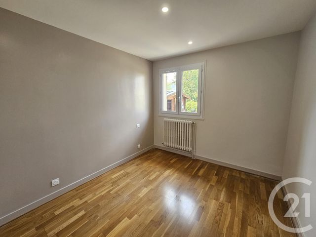 Maison &agrave; louer - 4 pi&egrave;ces - 82 m2 - Deols - 36 - CENTRE