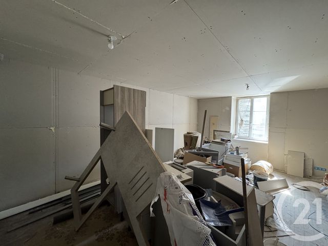 Immeuble &agrave; vendre - 107,49 m2 - Neuvy St Sepulchre - 36 - CENTRE