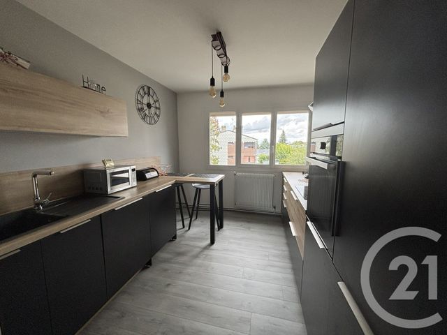Appartement T4 &agrave; louer - 4 pi&egrave;ces - 87 m2 - Chateauroux - 36 - CENTRE