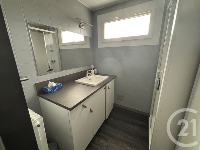 Appartement T4 &agrave; louer - 4 pi&egrave;ces - 87 m2 - Chateauroux - 36 - CENTRE