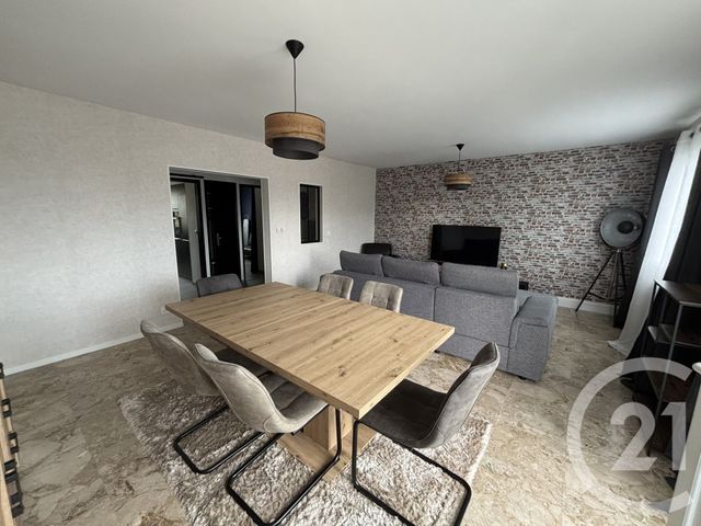 Appartement T4 &agrave; louer - 4 pi&egrave;ces - 87 m2 - Chateauroux - 36 - CENTRE