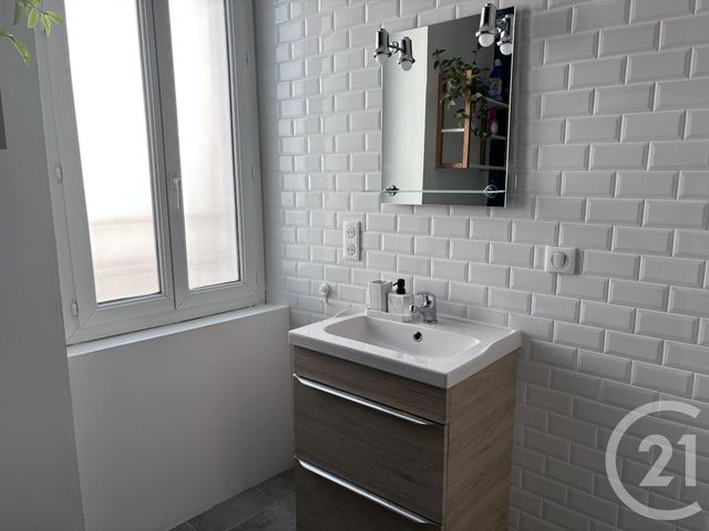 Appartement T1 &agrave; louer - 1 pi&egrave;ce - 33,35 m2 - Chateauroux - 36 - CENTRE