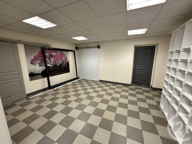 Local commercial à louer - 70.0 m2 - 36 - Indre