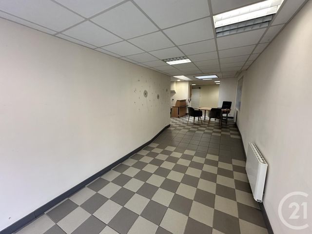 Local commercial à louer - 70.0 m2 - 36 - Indre
