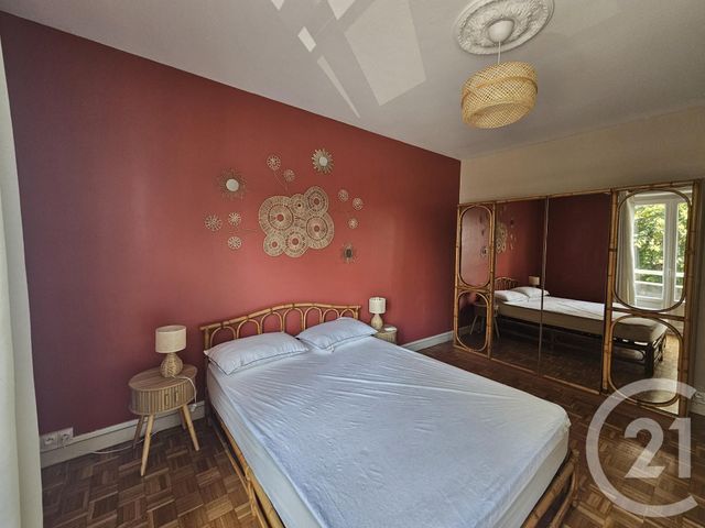 Appartement T4 &agrave; louer - 4 pi&egrave;ces - 90 m2 - Chateauroux - 36 - CENTRE
