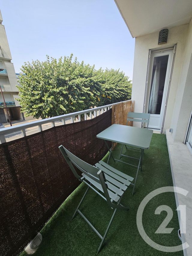 Appartement T4 &agrave; louer - 4 pi&egrave;ces - 90 m2 - Chateauroux - 36 - CENTRE