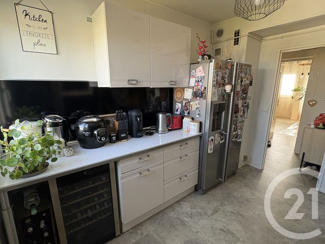 Appartement T4 &agrave; vendre - 4 pi&egrave;ces - 74,41 m2 - Chateauroux - 36 - CENTRE