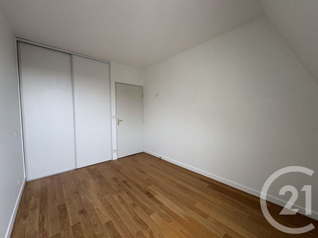 Appartement T3 &agrave; louer - 3 pi&egrave;ces - 88 m2 - Chateauroux - 36 - CENTRE