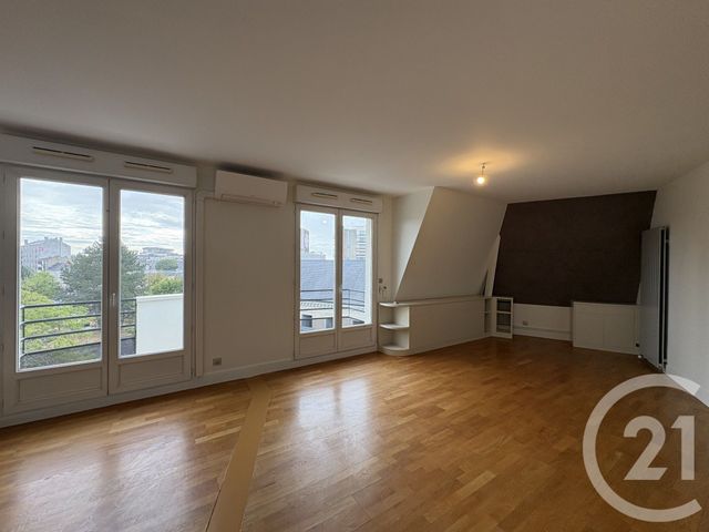Appartement T3 &agrave; louer - 3 pi&egrave;ces - 88 m2 - Chateauroux - 36 - CENTRE