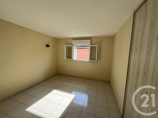 Appartement T3 &agrave; louer - 3 pi&egrave;ces - 97,40 m2 - Chateauroux - 36 - CENTRE
