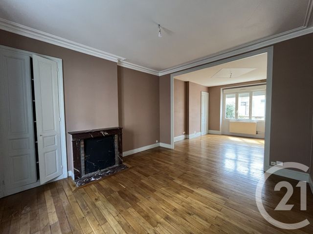 Maison &agrave; louer - 5 pi&egrave;ces - 99,20 m2 - Chateauroux - 36 - CENTRE