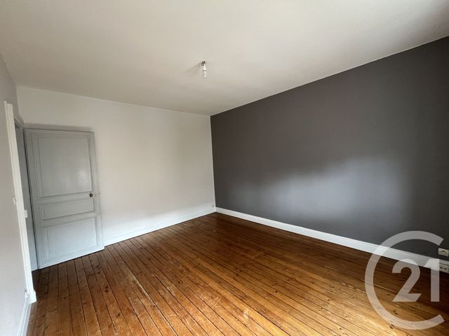 Maison &agrave; louer - 5 pi&egrave;ces - 99,20 m2 - Chateauroux - 36 - CENTRE