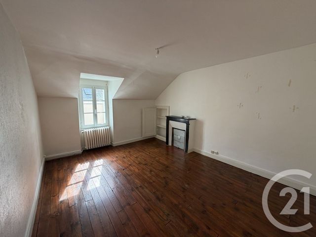 Maison &agrave; louer - 3 pi&egrave;ces - 91,80 m2 - Chateauroux - 36 - CENTRE