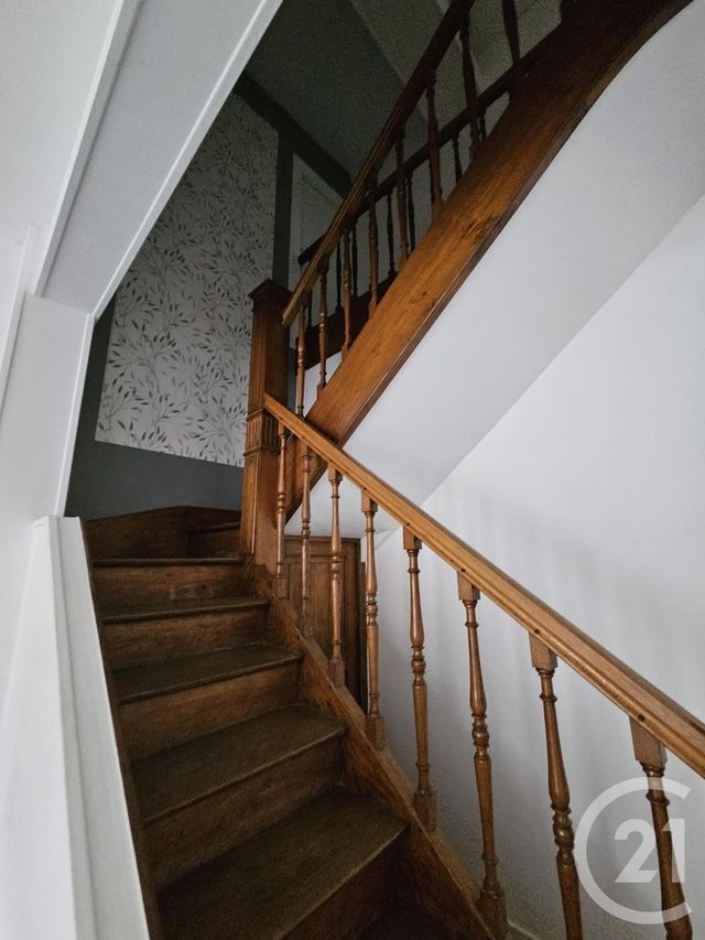 Maison &agrave; louer - 4 pi&egrave;ces - 99,90 m2 - Buzancais - 36 - CENTRE