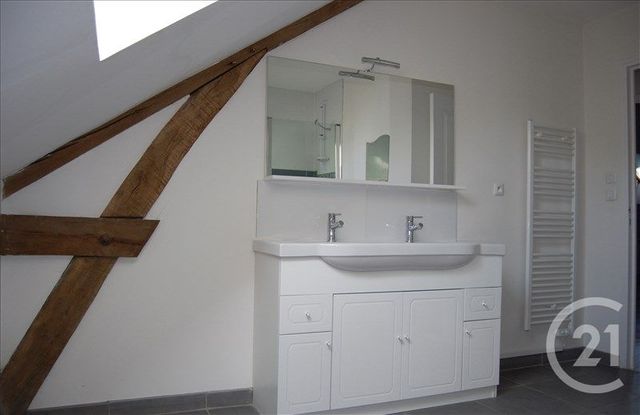 Maison &agrave; louer - 5 pi&egrave;ces - 125 m2 - Montierchaume - 36 - CENTRE