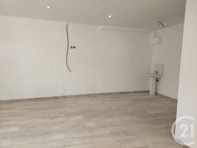 Maison &agrave; vendre - 12 pi&egrave;ces - 212,22 m2 - Issoudun - 36 - CENTRE