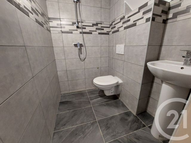 Maison &agrave; vendre - 12 pi&egrave;ces - 212,22 m2 - Issoudun - 36 - CENTRE