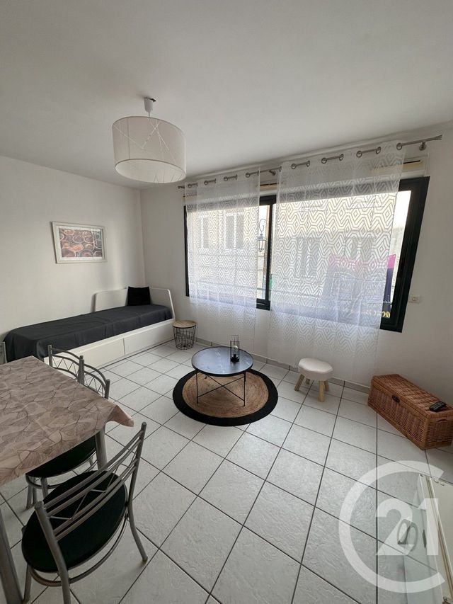 Appartement T1 &agrave; louer - 1 pi&egrave;ce - 28,46 m2 - Chateauroux - 36 - CENTRE