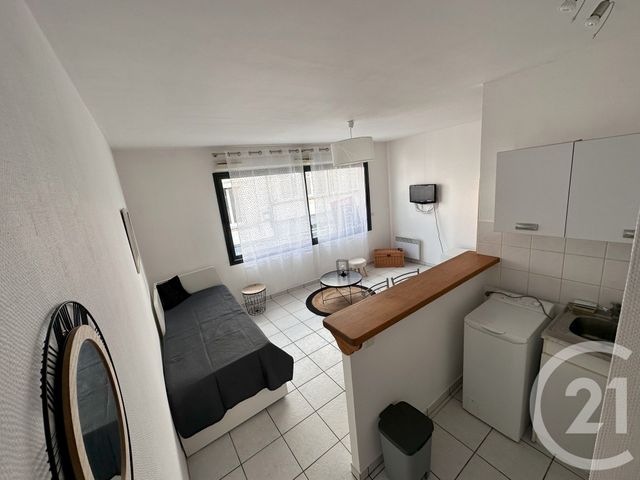 Appartement T1 &agrave; louer - 1 pi&egrave;ce - 28,46 m2 - Chateauroux - 36 - CENTRE