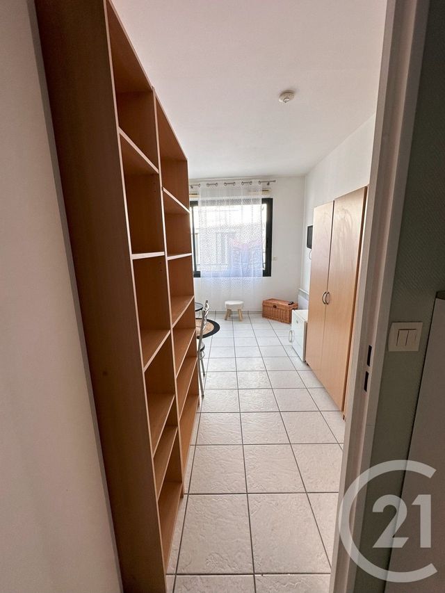 Appartement T1 &agrave; louer - 1 pi&egrave;ce - 28,46 m2 - Chateauroux - 36 - CENTRE