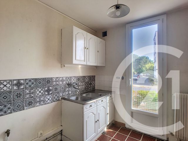 Appartement &agrave; louer - 2 pi&egrave;ces - 35,83 m2 - Chateauroux - 36 - CENTRE