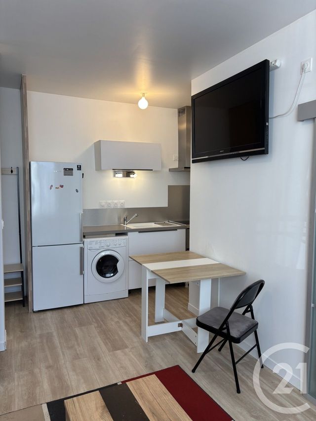 Appartement T1 &agrave; louer - 1 pi&egrave;ce - 21,45 m2 - Chateauroux - 36 - CENTRE