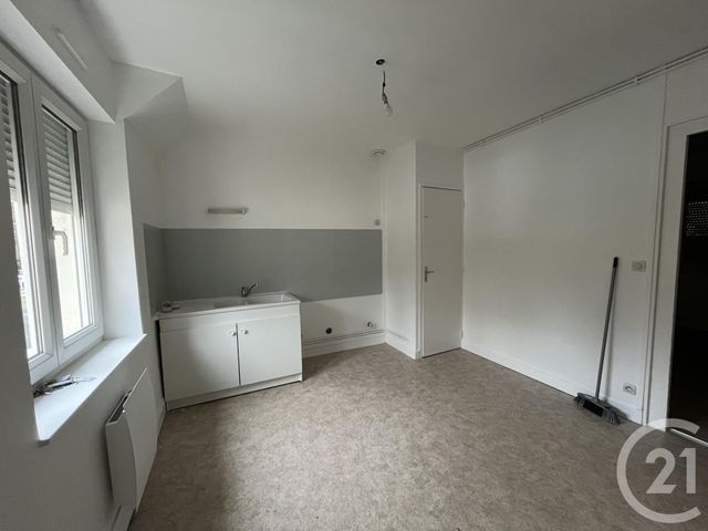 Appartement T3 &agrave; louer - 3 pi&egrave;ces - 45 m2 - St Maur - 36 - CENTRE