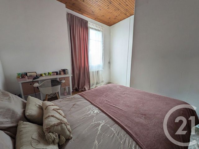 Maison &agrave; vendre - 4 pi&egrave;ces - 89,06 m2 - St Gaultier - 36 - CENTRE