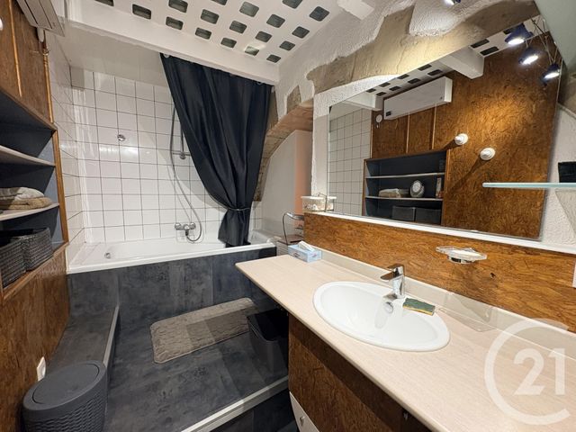 Maison &agrave; vendre - 8 pi&egrave;ces - 170,85 m2 - Issoudun - 36 - CENTRE