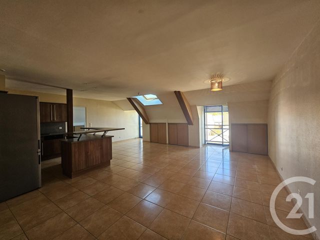 Appartement T3 &agrave; louer - 3 pi&egrave;ces - 87,60 m2 - Chateauroux - 36 - CENTRE