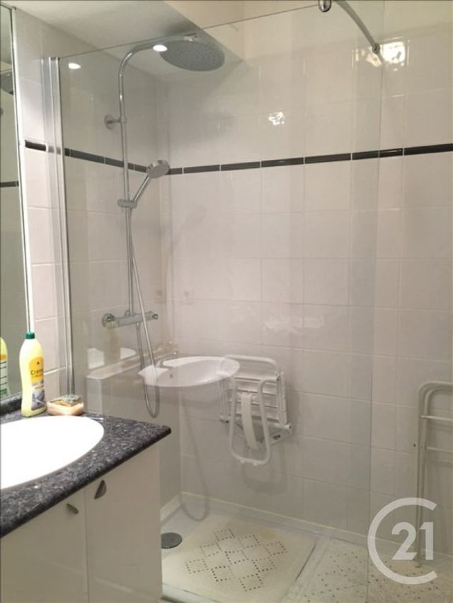 Appartement &agrave; vendre - 2 pi&egrave;ces - 56 m2 - Chateauroux - 36 - CENTRE