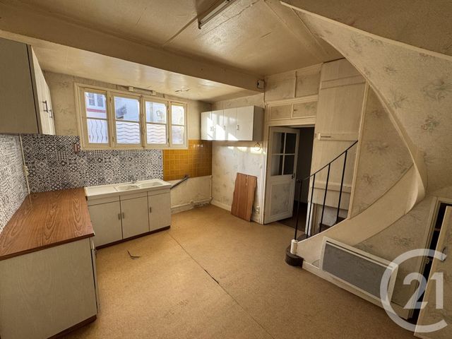 Maison à vendre - 4 pièces - 125 m2 - Cluis - 36 - CENTRE