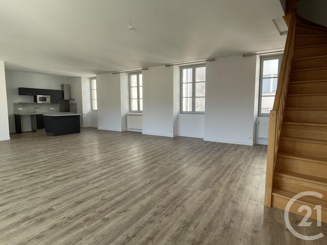 Appartement F4 à vendre - 4 pièces - 133 m2 - Chateauroux - 36 - CENTRE